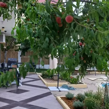 Vakantiehuis вила жаклин - Private House Jaklin With Pool *