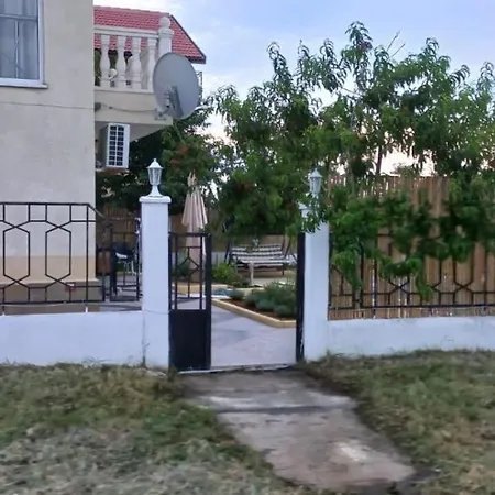 вила жаклин - Private House Jaklin With Pool Vakantiehuis *