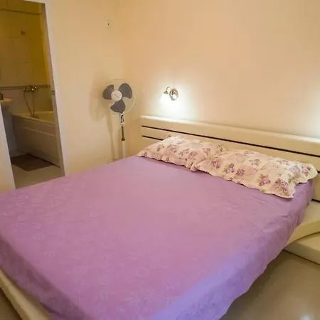 Vakantiehuis вила жаклин - Private House Jaklin With Pool *